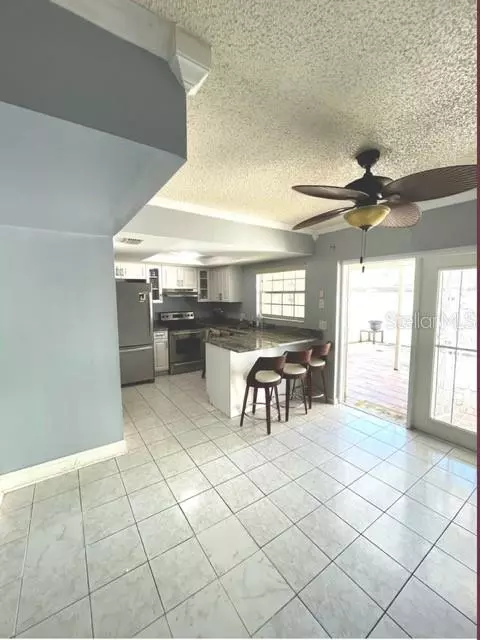 Tampa, FL 33615,7634 CORTEZ CT