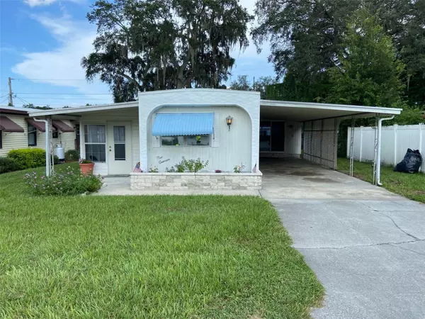 Zephyrhills, FL 33542,5042 LITTLE LAKE CT