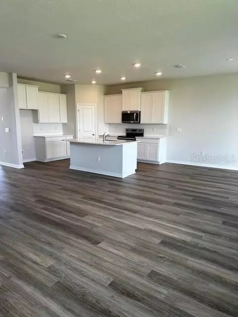 Bradenton, FL 34212,16013 7TH AVE E