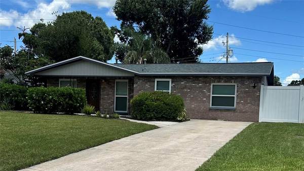 7901 N WOODLYNNE AVE,  Tampa,  FL 33614