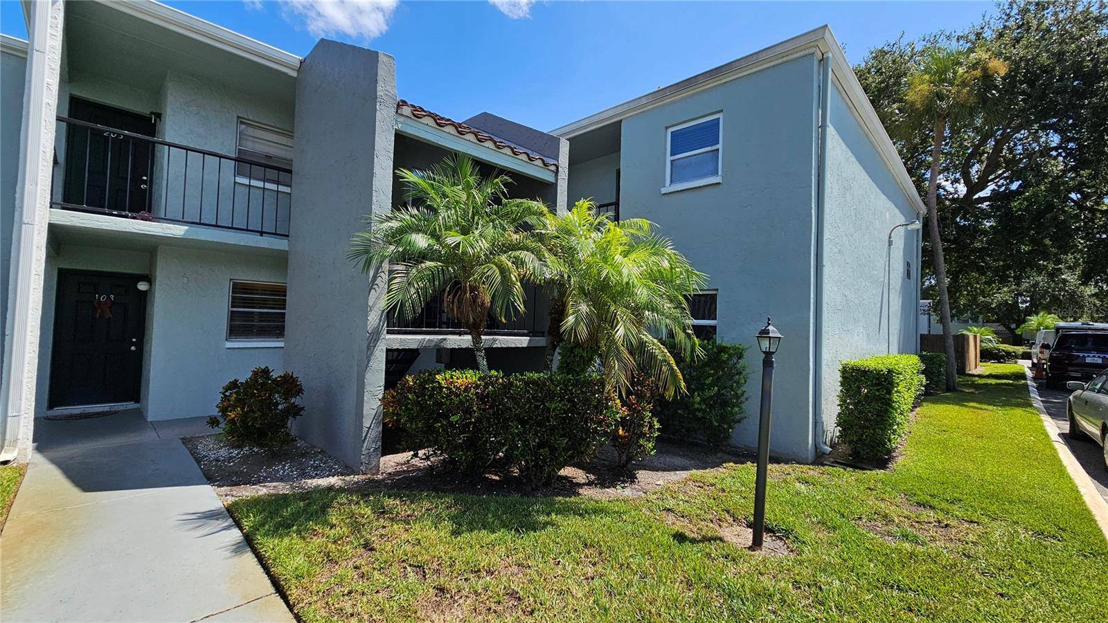 2836 SOMERSET PARK DR #201, Tampa, FL 33613