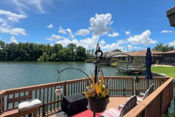 Lakeland, FL 33803,696 CARIBBEAN DR