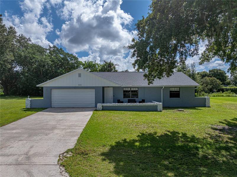 5620 ELAINE DR, Zephyrhills, FL 33541