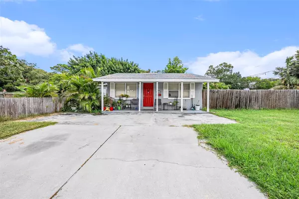 300 52ND ST S, Saint Petersburg, FL 33707