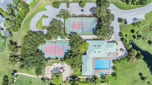 Tarpon Springs, FL 34689,2118 HARBOUR WATCH DR