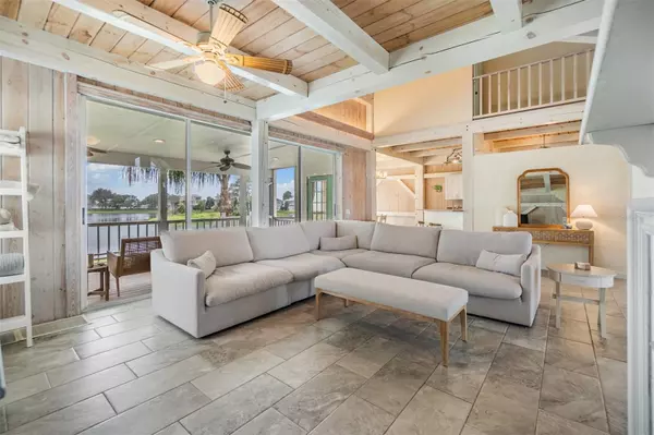 Tarpon Springs, FL 34689,2118 HARBOUR WATCH DR