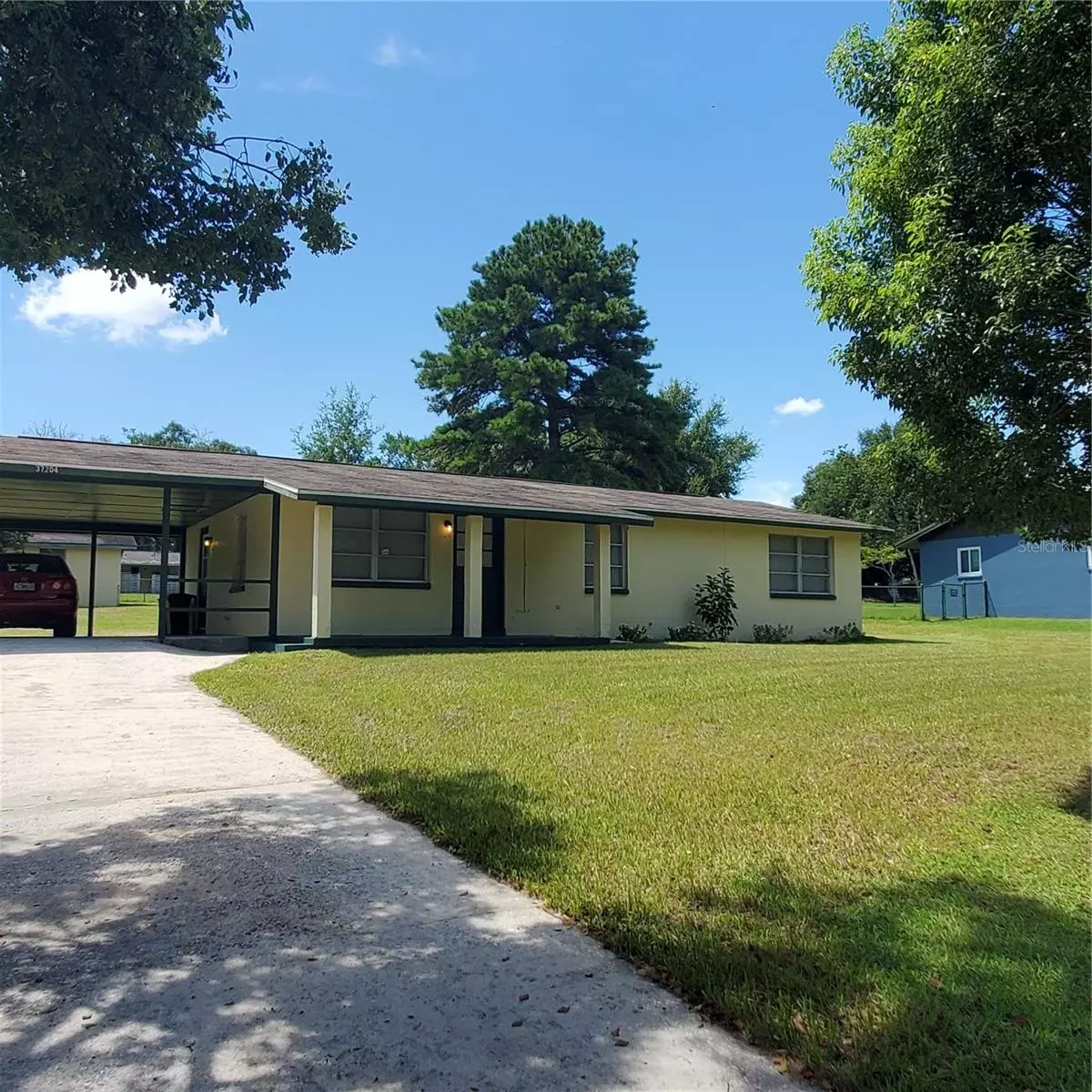 Zephyrhills, FL 33541,37204 NICOLE AVE