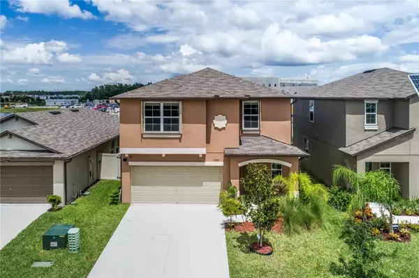 17893 CLOUDLESS BLISS DR, Lutz, FL 33558