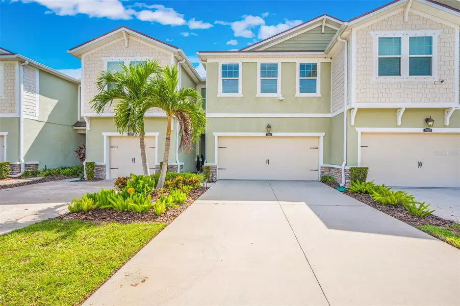 17805 STELLA MOON PL, Lutz, FL 33558