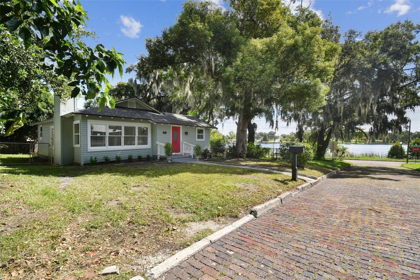 1027 W LIME ST,  Lakeland,  FL 33815