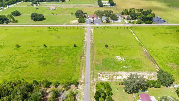 Dade City, FL 33525,14857 CRIMSON OAKS TRL