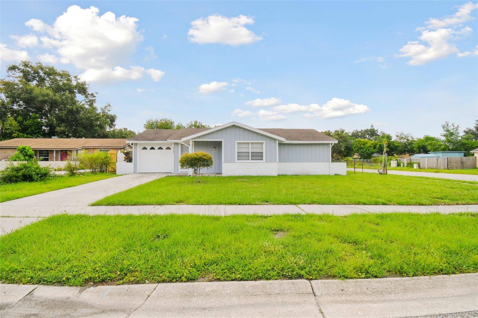 8206 HORNWOOD PL, Tampa, FL 33615