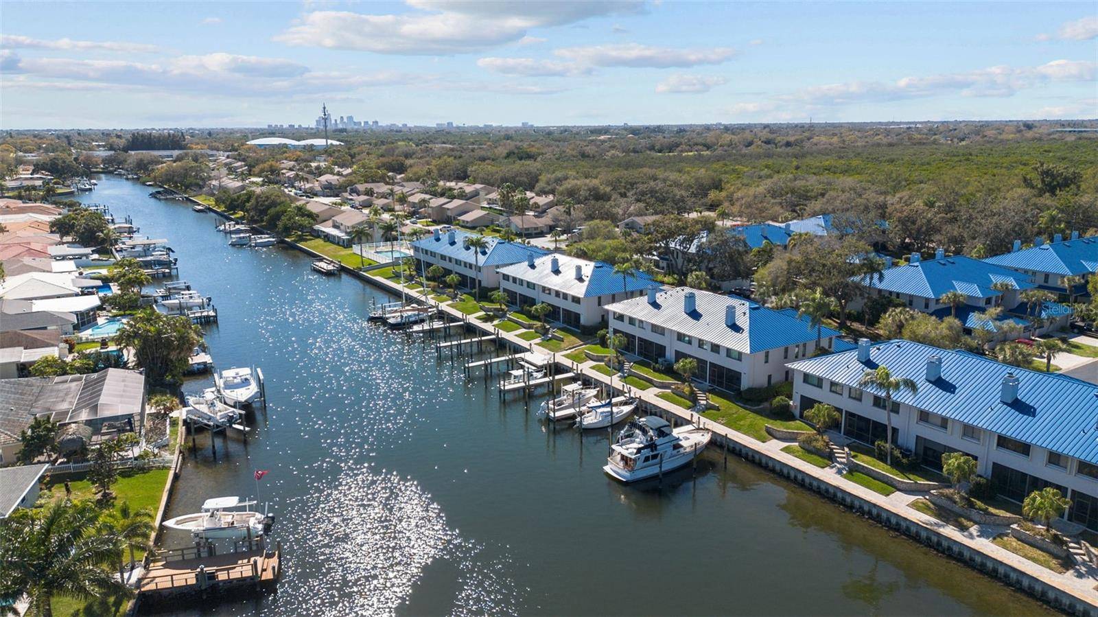 St Petersburg, FL 33702,1661 WATERMARK CIR NE #C