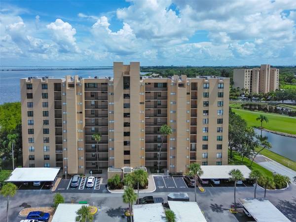 2616 COVE CAY DR #303, Clearwater, FL 33760