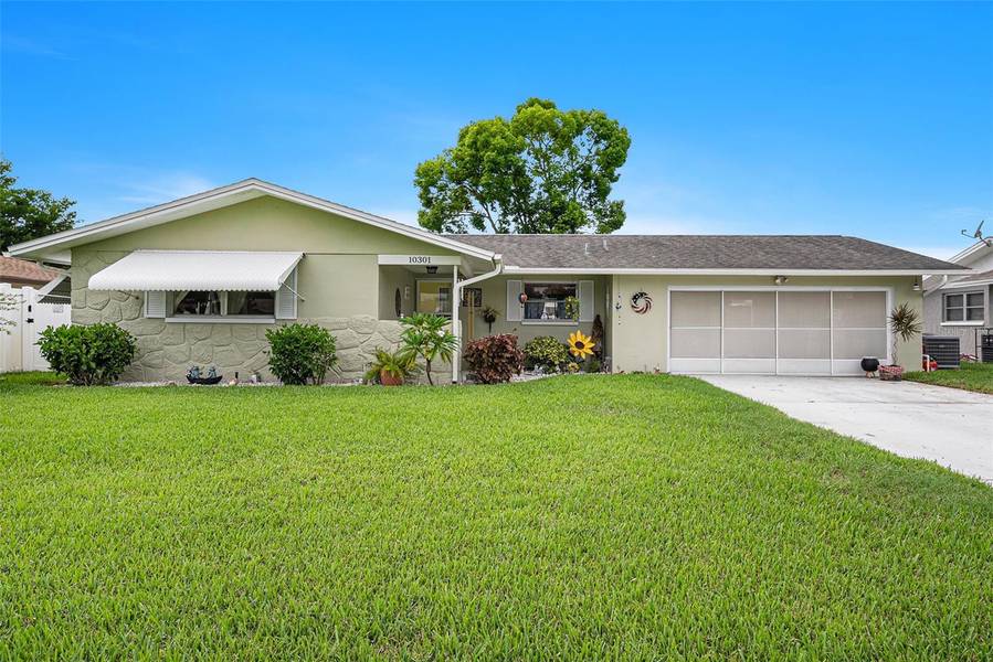 10301 OAK HILL DR, Port Richey, FL 34668