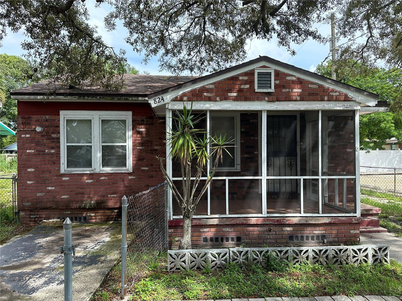 824 19TH ST S,  St Petersburg,  FL 33712