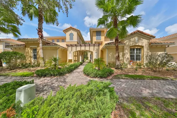 1359 EMERALD DUNES DR, Sun City Center, FL 33573