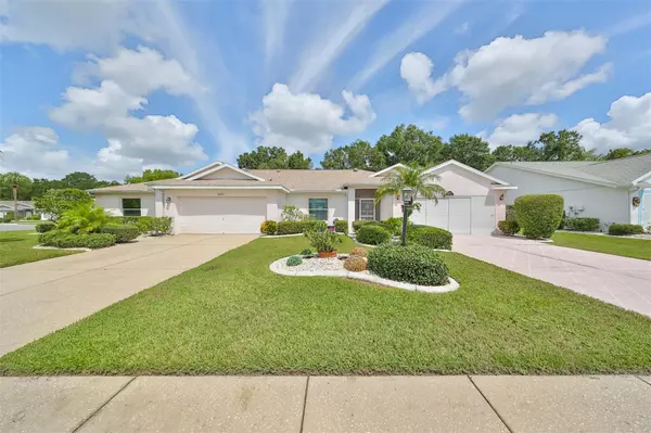 2021 GARDENIA LANDINGS LN, Sun City Center, FL 33573