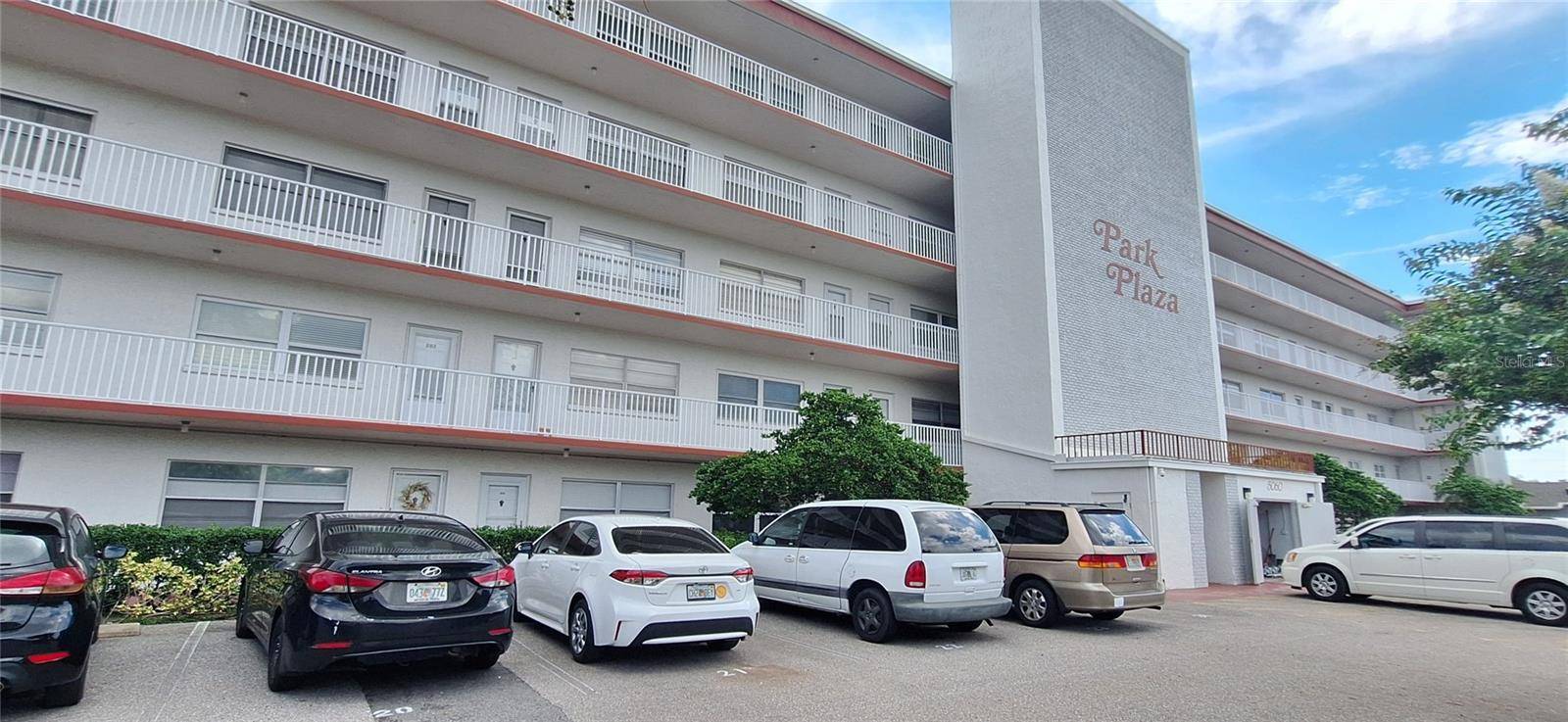 5060 76TH AVE N #202, Pinellas Park, FL 33781