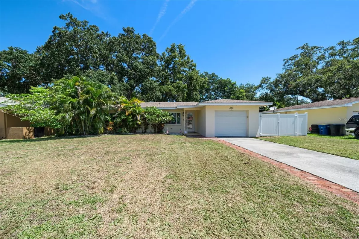 Clearwater, FL 33765,2452 CHAUCER ST
