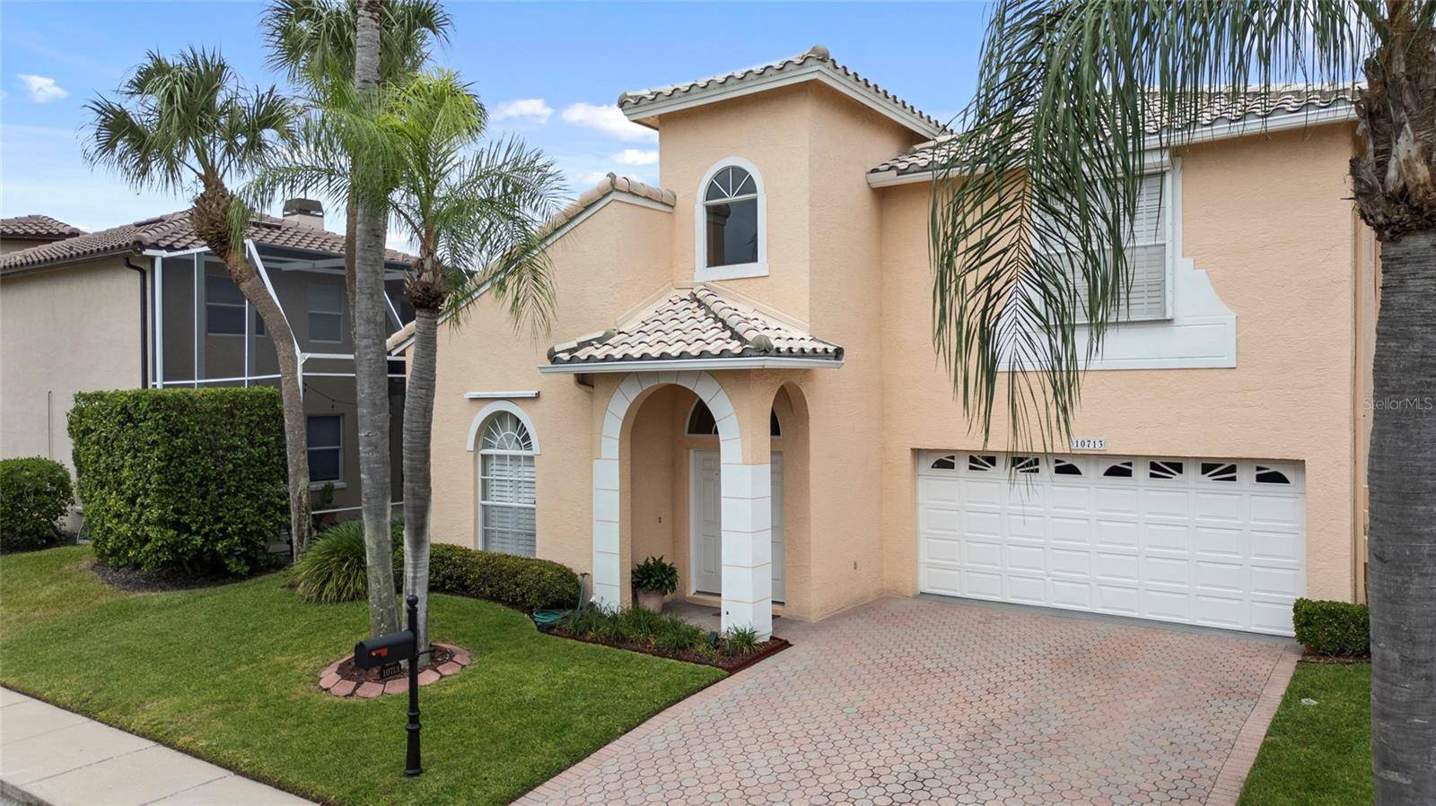 Tampa, FL 33615,10713 CAPE HATTERAS DR
