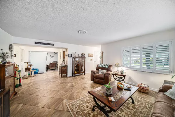 Largo, FL 33770,250 ROSERY RD NW #351