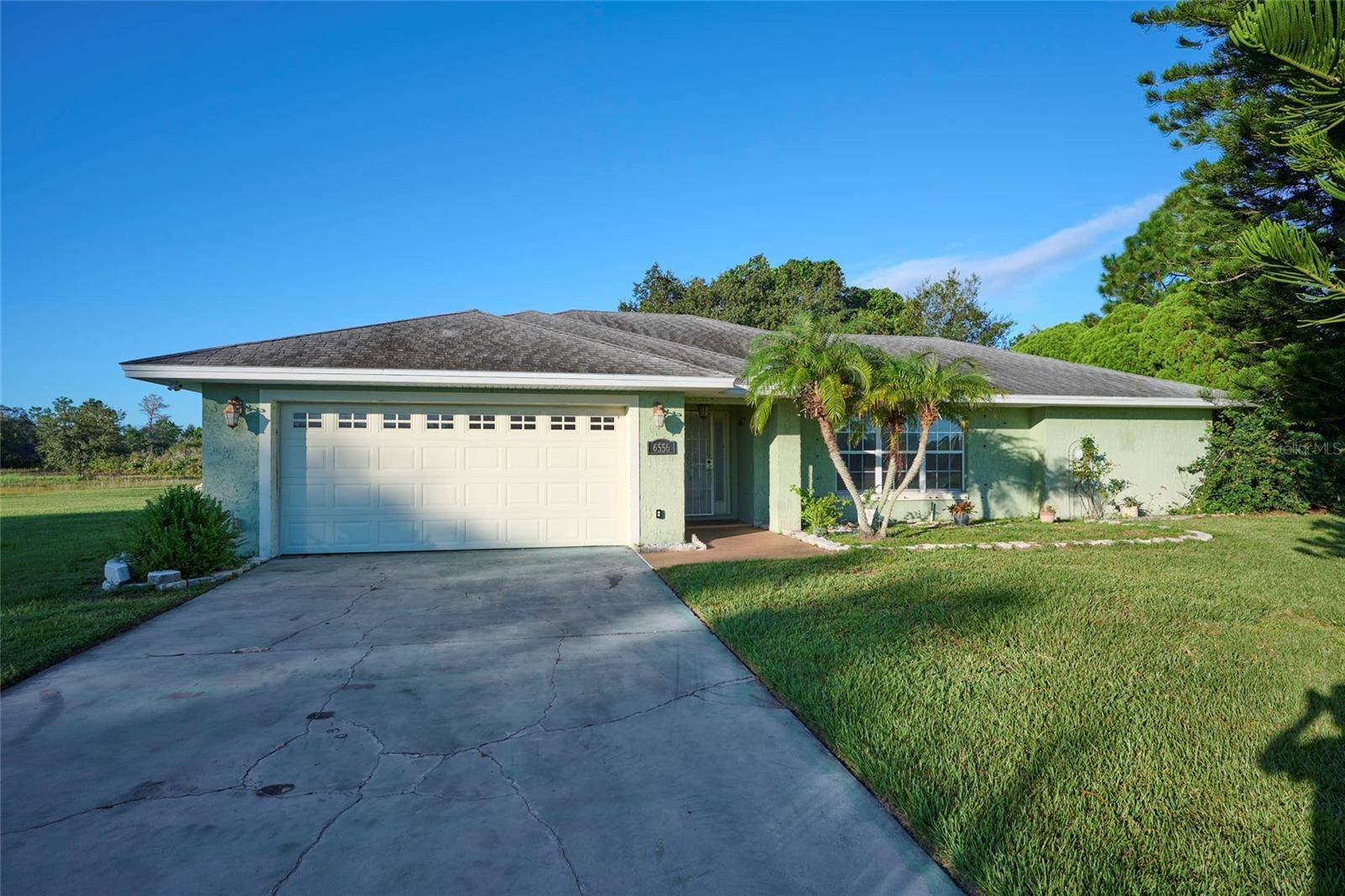 6556 RED GRANGE BLVD, Indian Lake Estates, FL 33855