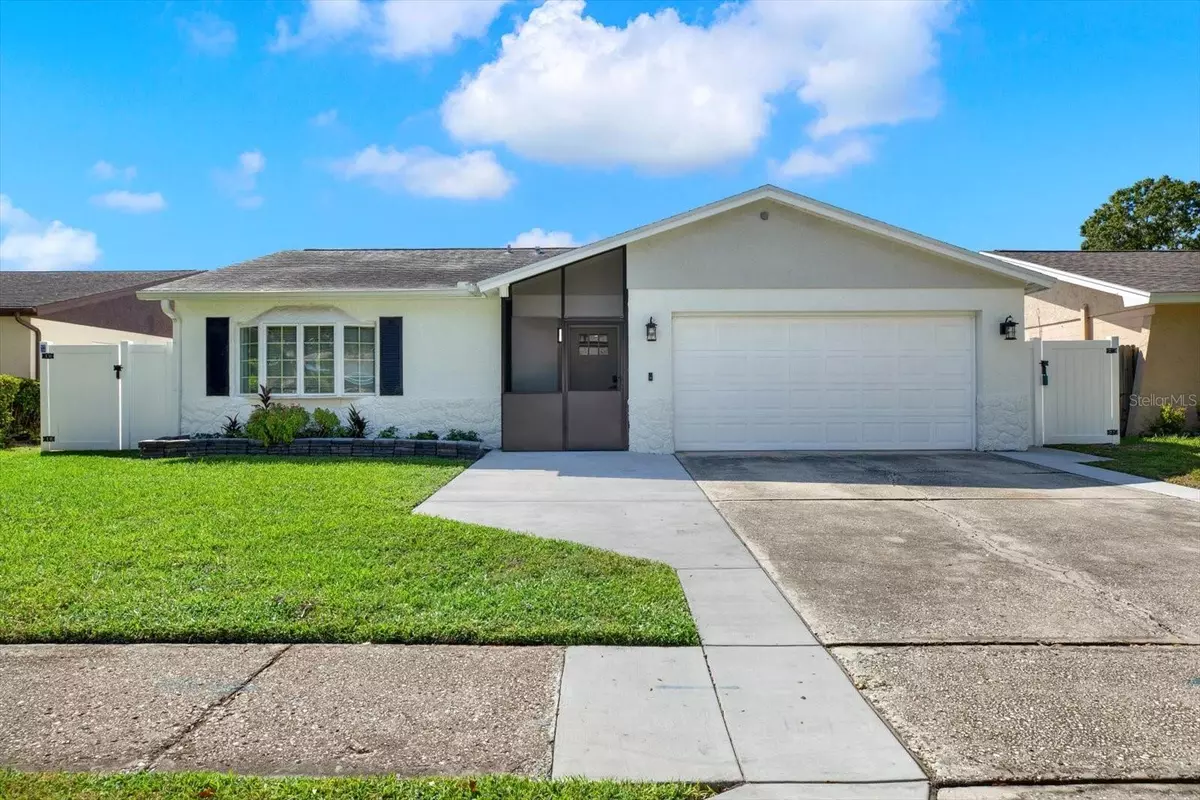 Pinellas Park, FL 33782,10248 OAKHAVEN DR