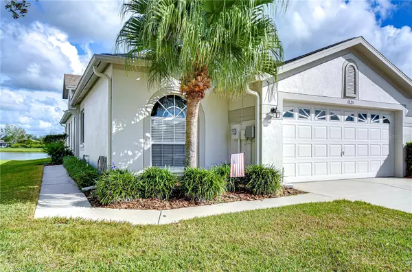 1825 SASSAFRAS DR, Wesley Chapel, FL 33543