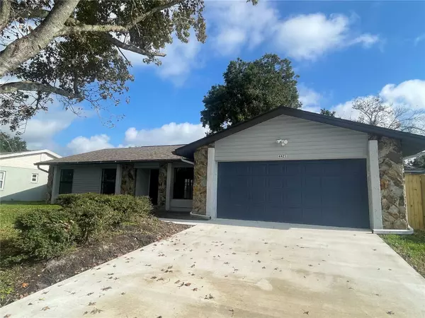 4421 RANCHWOOD LN, Tampa, FL 33624