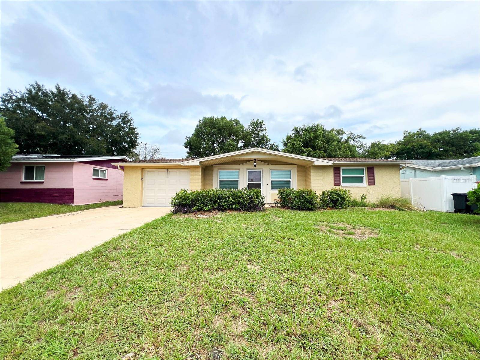 5331 SKYLAND DR, Holiday, FL 34690