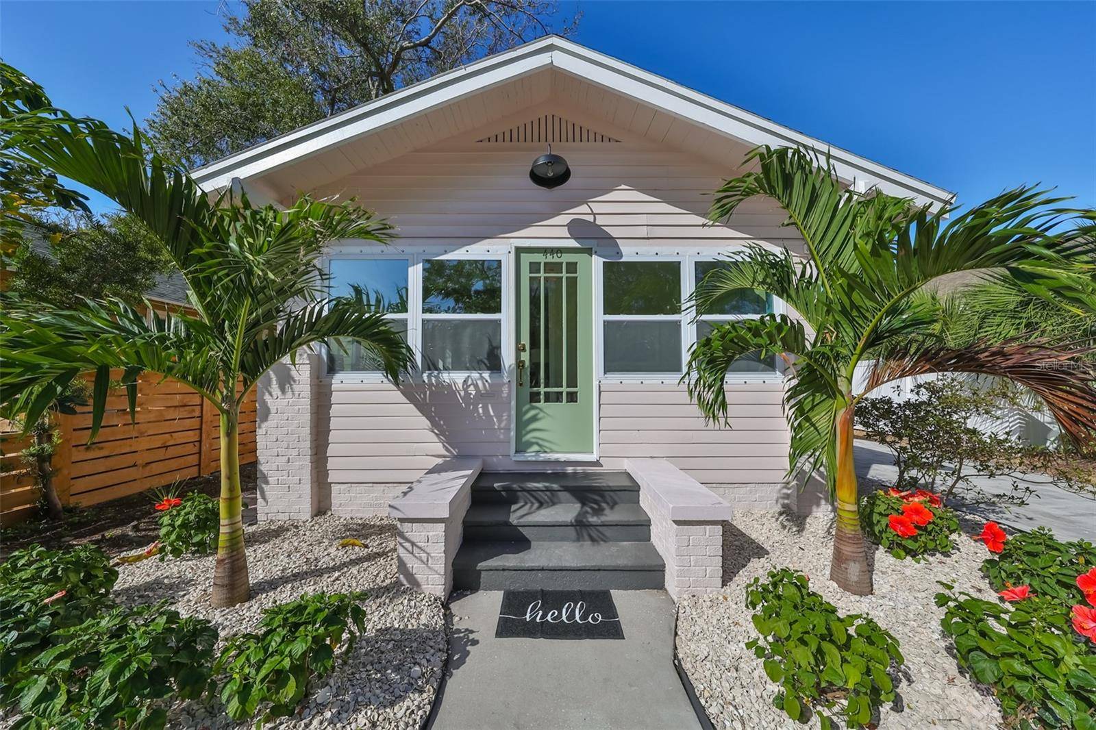 440 22ND ST N, St Petersburg, FL 33713