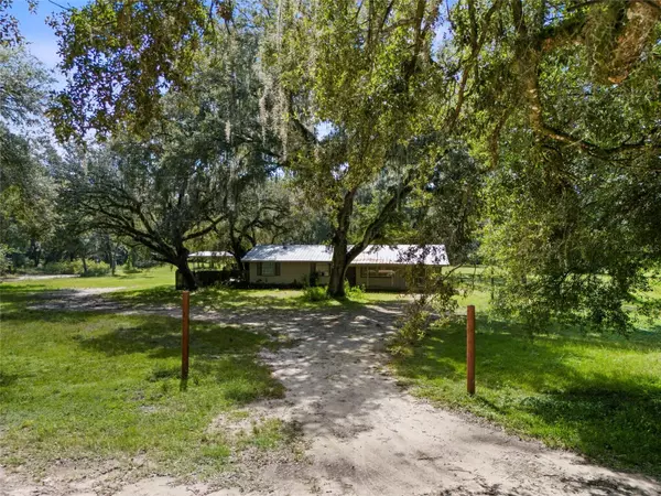 Zephyrhills, FL 33540,39912 JERRY RD