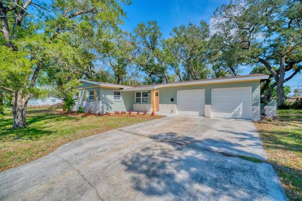 594 59TH ST S, St Petersburg, FL 33707