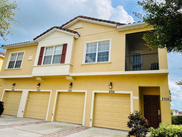 2709 OAKWATER DR, Kissimmee, FL 34747