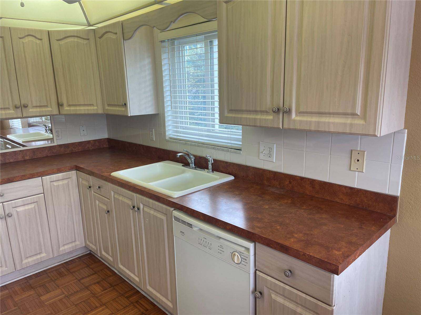Seminole, FL 33772,11201 80TH AVE #201