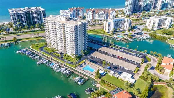 Clearwater Beach, FL 33767,1621 GULF BLVD #1407