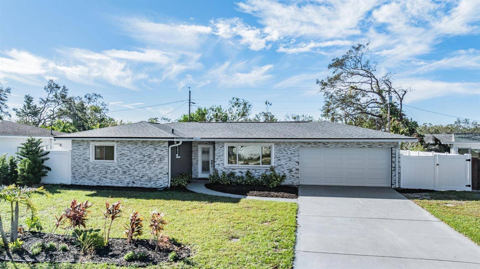 11784 85TH AVE, Seminole, FL 33772