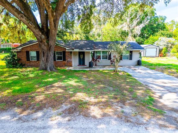 207 ORANGE DR, Lutz, FL 33548