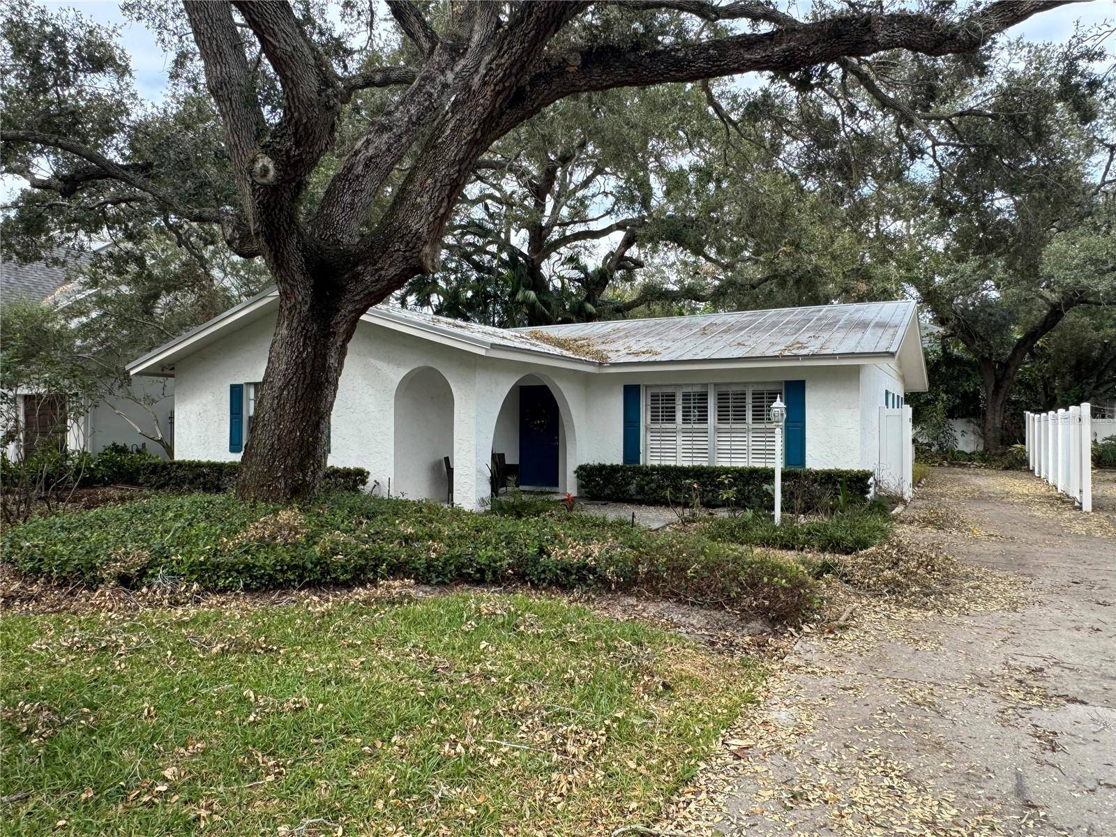 4631 W LEONA ST,  Tampa,  FL 33629
