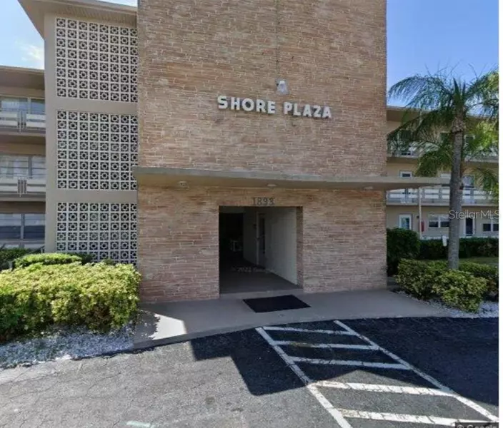 1893 S SHORE DRIVE DR #209, South Pasadena, FL 33707