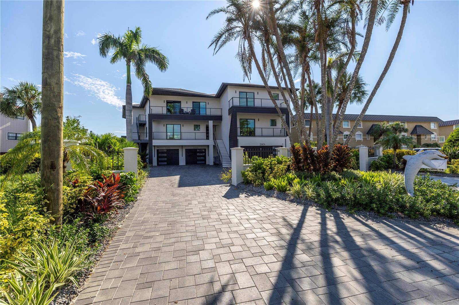 12400 CAPRI CIR N #B, Treasure Island, FL 33706