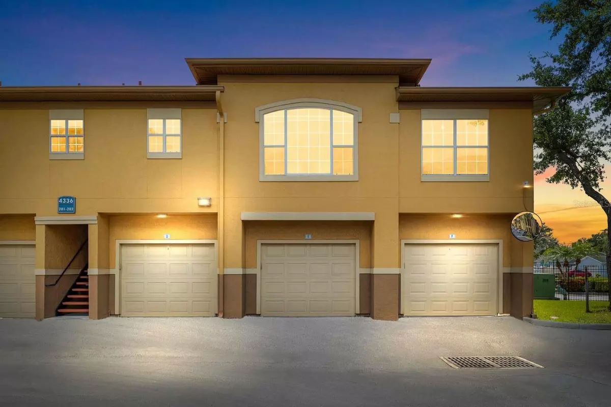 Tampa, FL 33615,4336 BAYSIDE VILLAGE DR #201