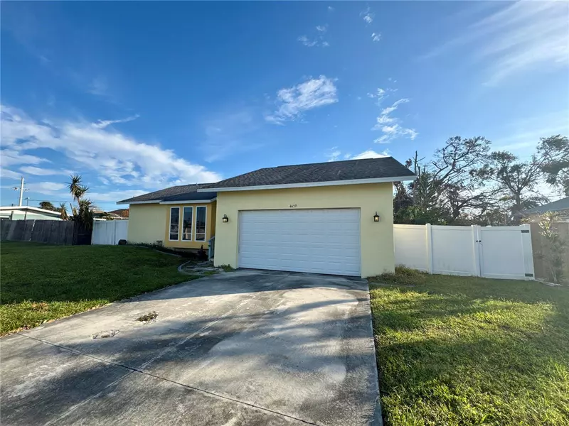 4659 ALLIGATOR DR, Venice, FL 34293