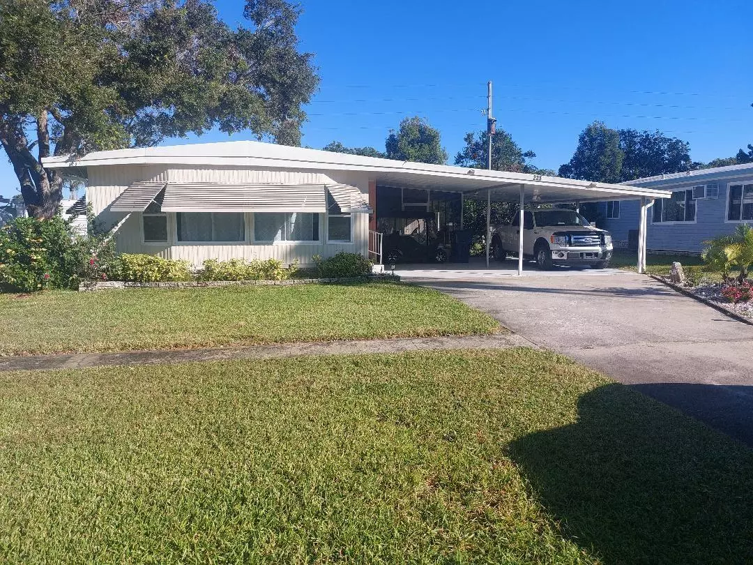 Palm Harbor, FL 34684,225 LAKE TARPON DR #22