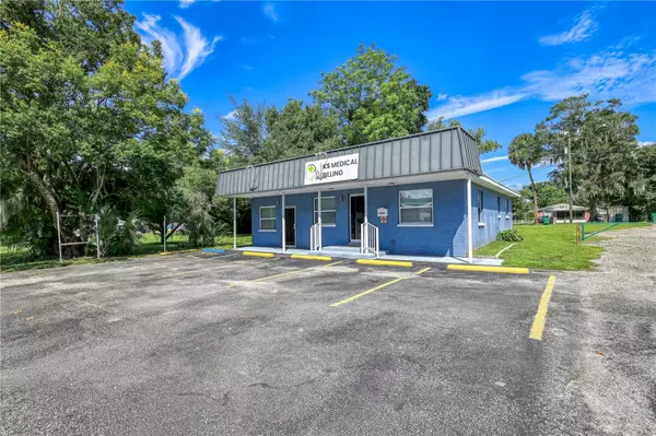 Zephyrhills, FL 33542,5522 7TH ST