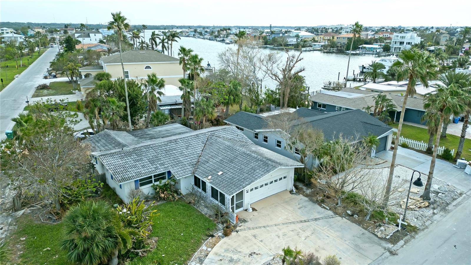 North Redington Beach, FL 33708,17271 2ND ST E