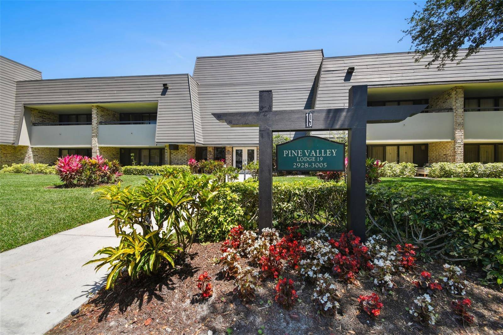 36750 US HIGHWAY 19 N #19206, Palm Harbor, FL 34684
