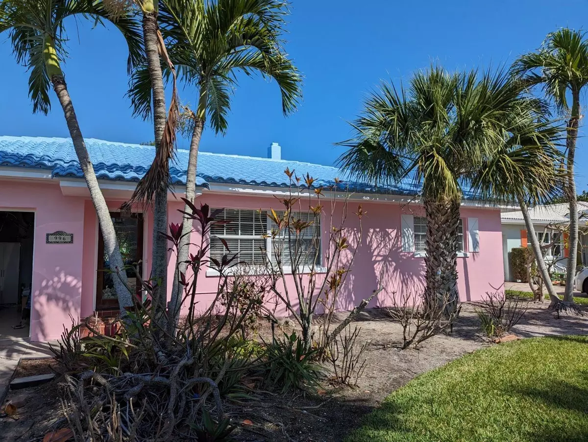 Clearwater Beach, FL 33767,996 BRUCE AVE