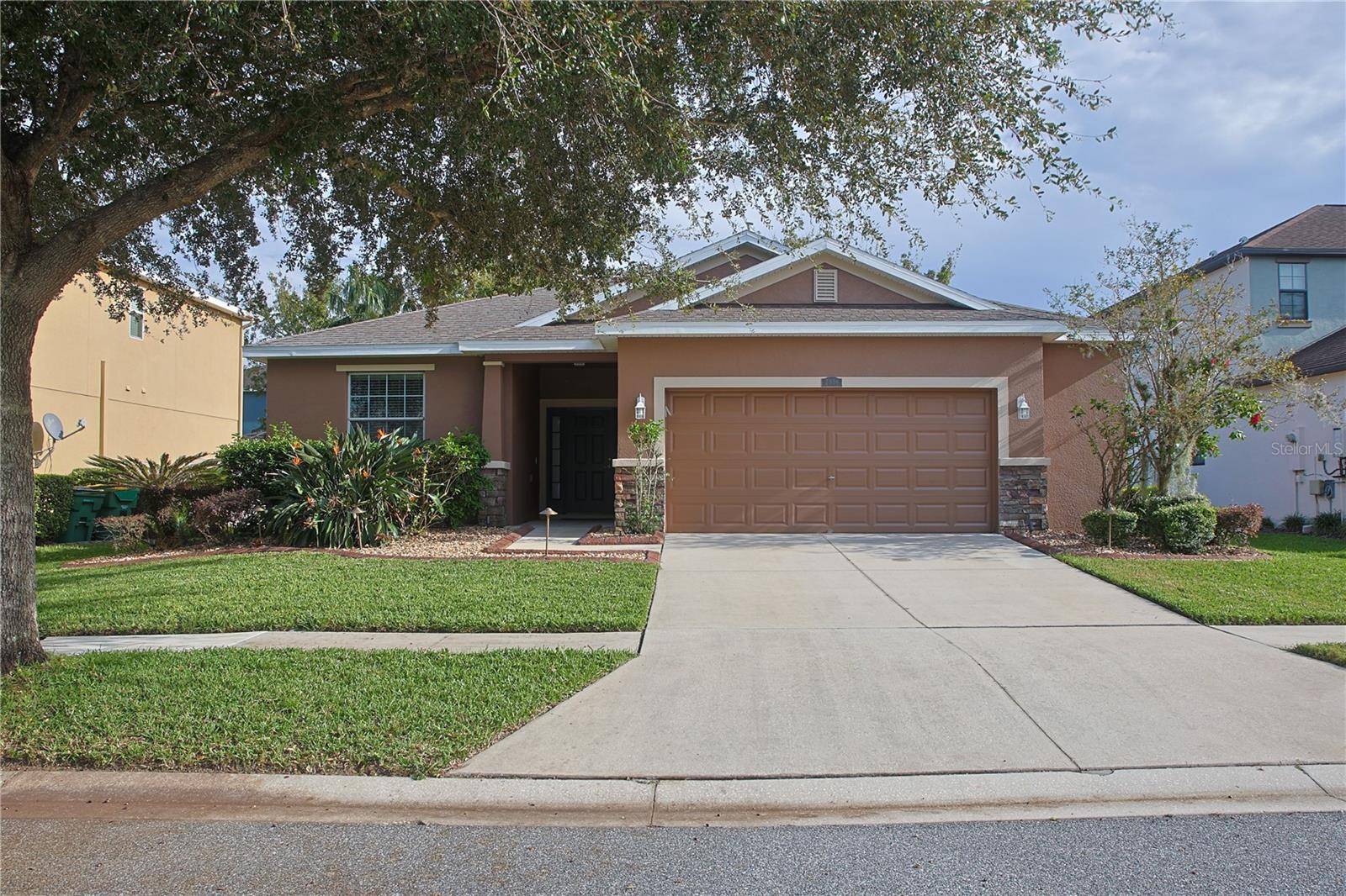 2356 LIVORNO WAY, Land O Lakes, FL 34639